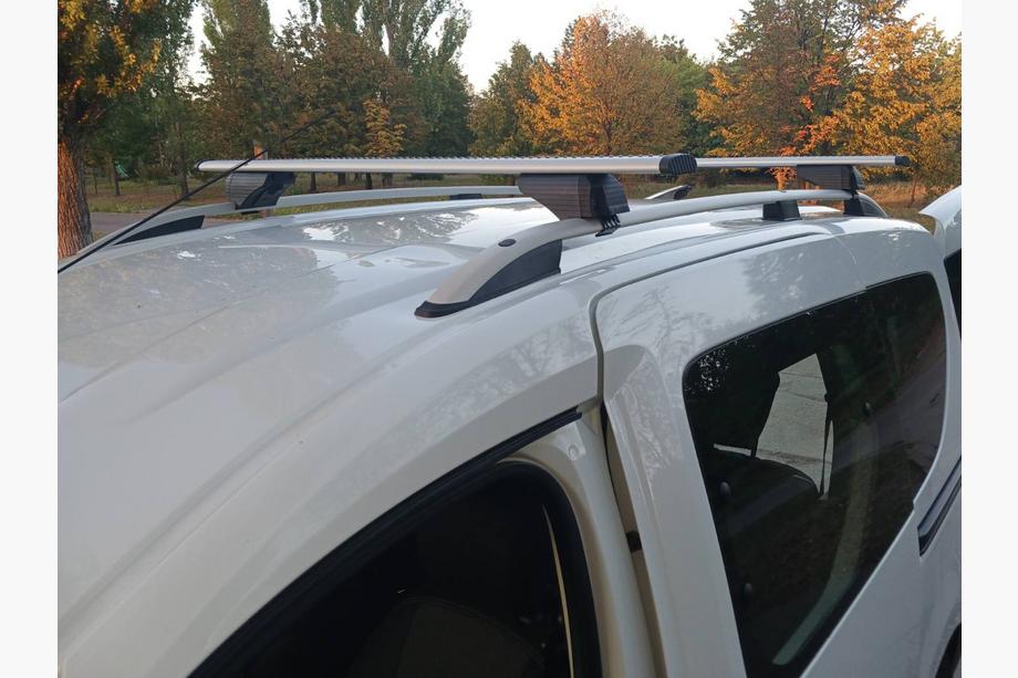 Dacia Dokker 2013-2022 Roof rack cross bars for standard roof rails lockable Wizard V1 (2 pcs) 135 cm, Black Image