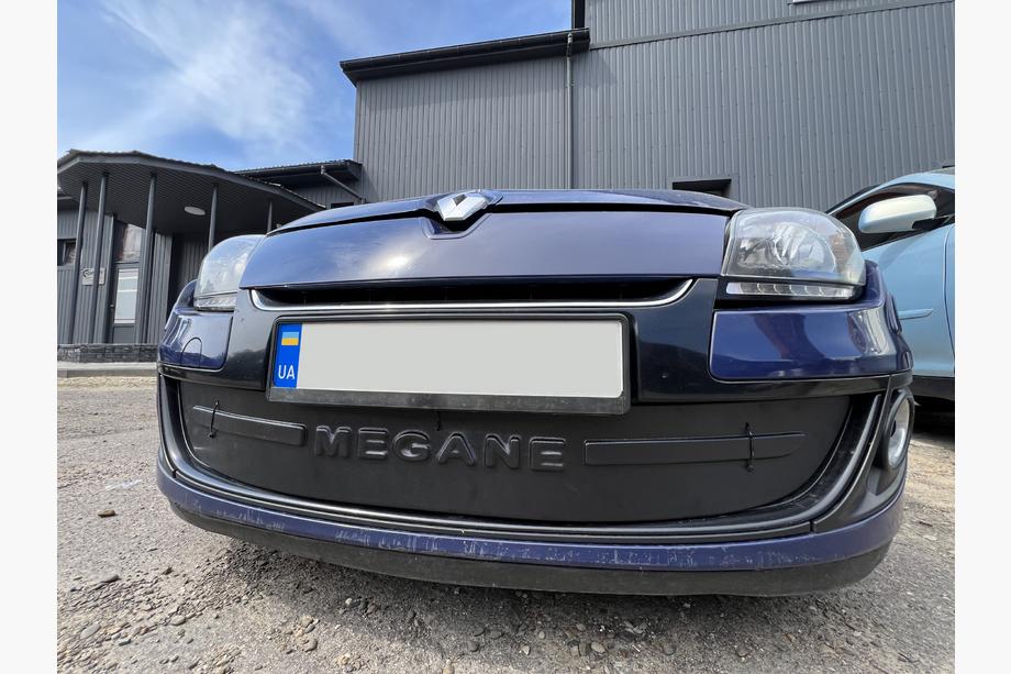 Renault Megane III 2009-2016 Winter grille cover (2009-2013, lower) Matte Image