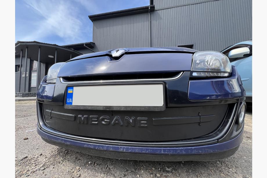 Renault Megane III 2009-2016 Winter grille cover (2009-2013, lower) Photo 5
