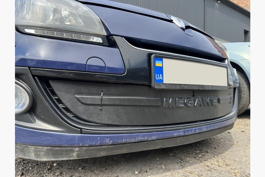 Renault Megane III 2009-2016 Winter grille cover (2009-2013, lower) Photo 8