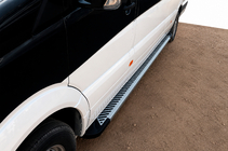 Volkswagen Crafter 2006-2016 Side Steps Line (2 pcs, Aluminum) photo 1