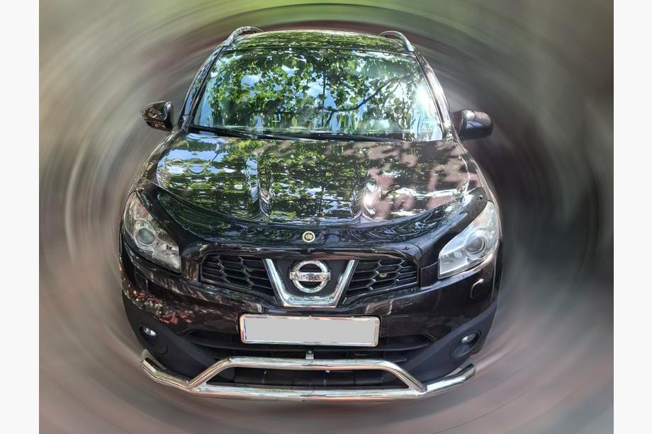 Nissan Qashqai 2010-2014 Front bumper guard (stainless steel) Image