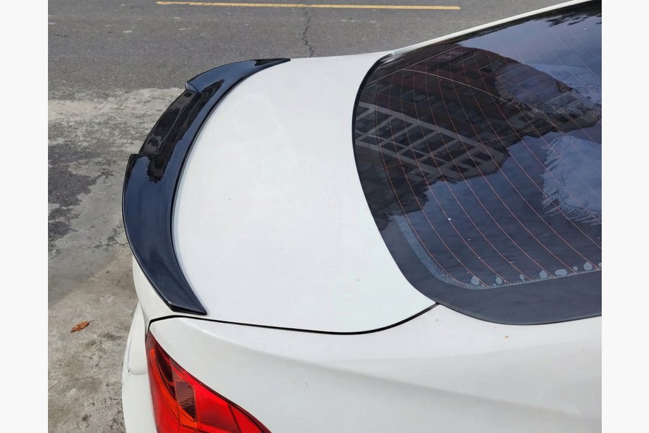 BMW 3 Series F30/F31 2012-2019 M4-Style Spoiler (for F30/F80, Gloss Black) Image