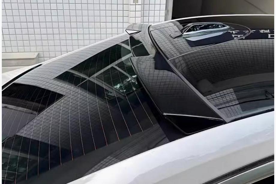 BMW 5/i5 Series G60/G60E/G61 2023- M4-Style Rear Spoiler (Gloss Black) Image