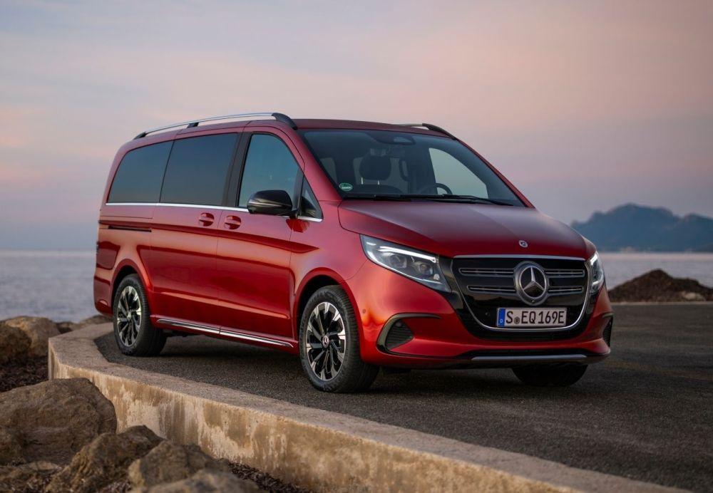 Mercedes-Benz EQV 2024 Review: A Luxury Electric Car for the Whole Family