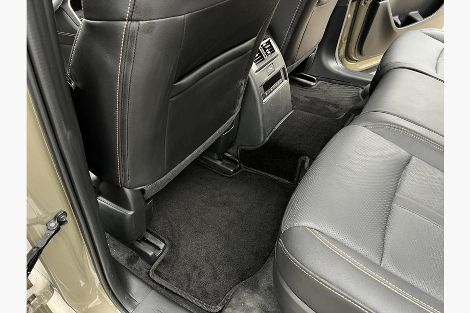 Mazda CX-70 2024- yy Deluxe Textile Floor Mats (Black) Photo 3