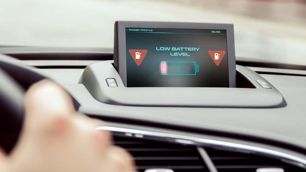 Why does an electric car discharge quickly?