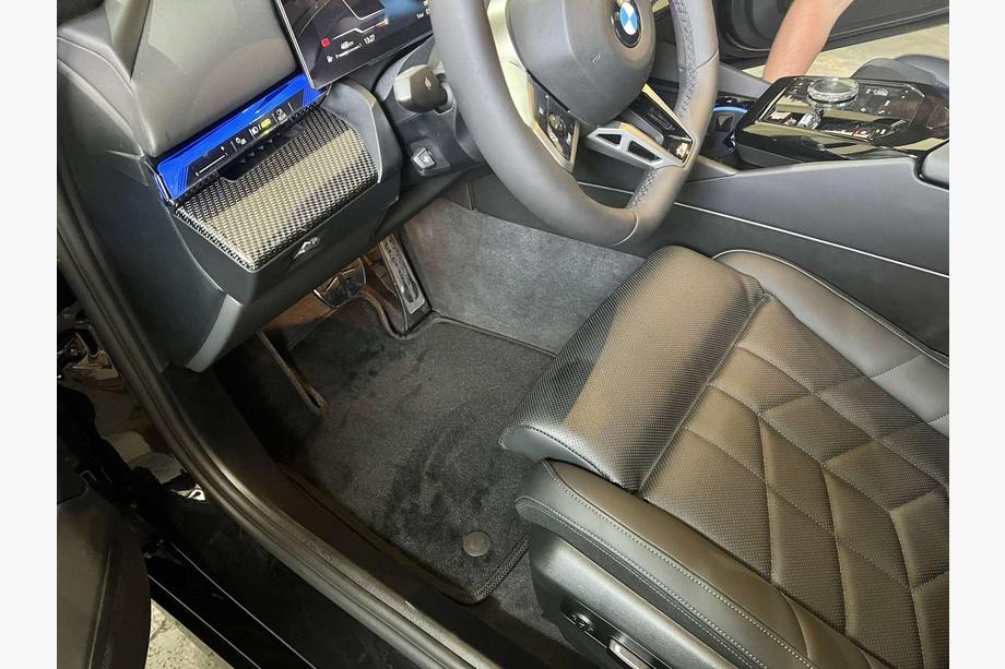 BMW 5/i5 Series G60/G60E/G61 2023- Premium Textile Floor Mats (For G60/61, Black) Image