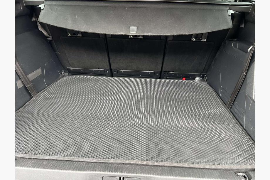Peugeot 5008 2016-2023 Trunk Rubber Mat Carsuit (2016-2020, Black) Image