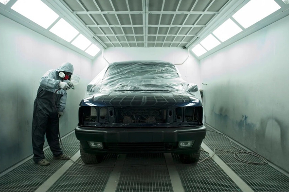 How to choose the right room for painting a car?