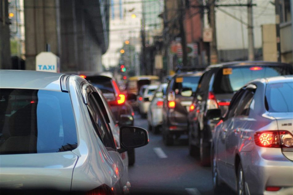 How to save fuel in traffic jams: simple tips for a city driver Photo 1