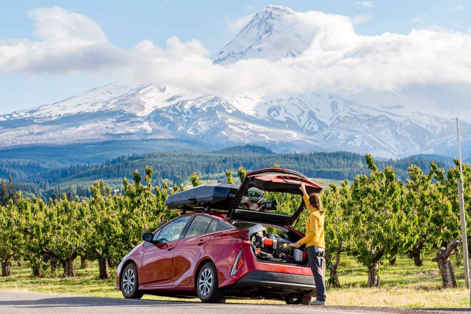 Preparing for a trip: what must a driver have in their car on a long trip?