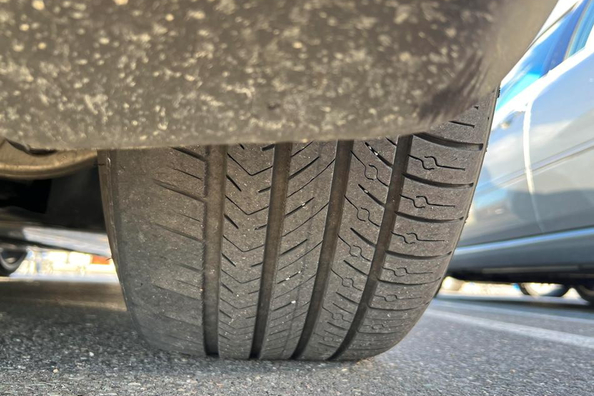 Why do car tires wear unevenly?