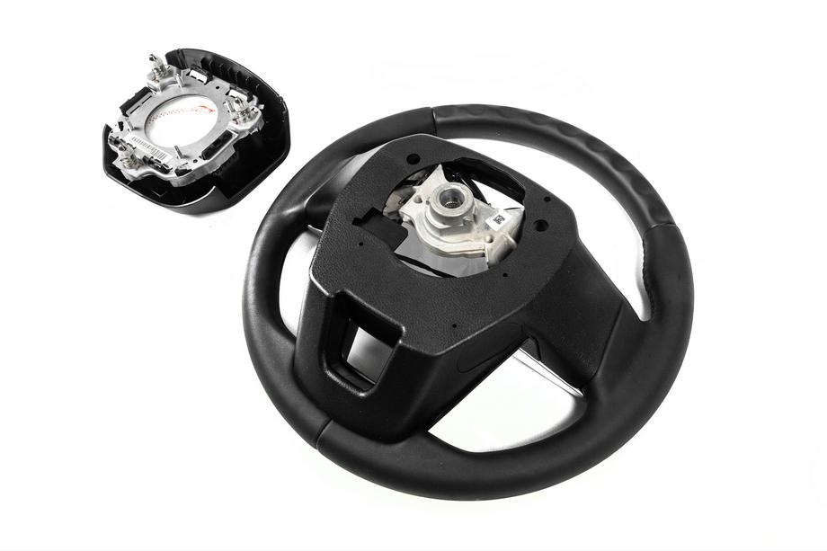 Toyota Land Cruiser 200 2007-2021 Heated Steering Wheel TLC300 Design (Wood) Photo 10
