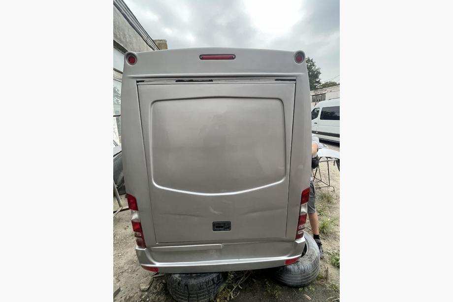 Mercedes Sprinter W906 2006–2018 Roof Rack (Gray) Image