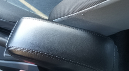 Seat Ibiza 2010-2017 Armrest (into cup holder) photo 5