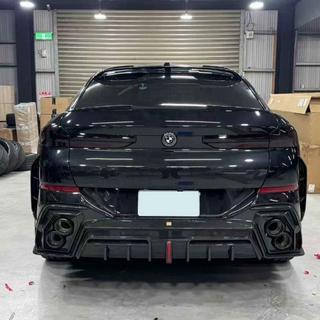 Carbon LMC Body Kit (2023-) photo 4