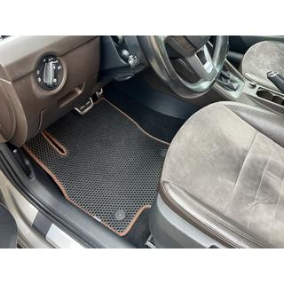 Rubber Floor Mats Carsuit (Black) Skoda Octavia III A7 2013-2019 photo 1