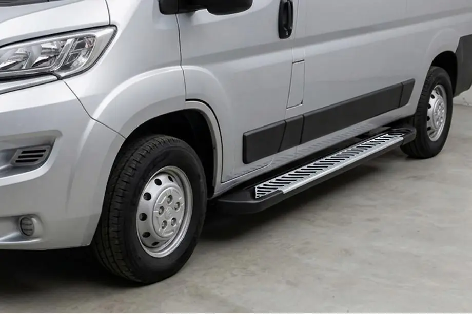 Peugeot Boxer 2006-2025 Side Steps Line (2 pcs, Aluminum) Image