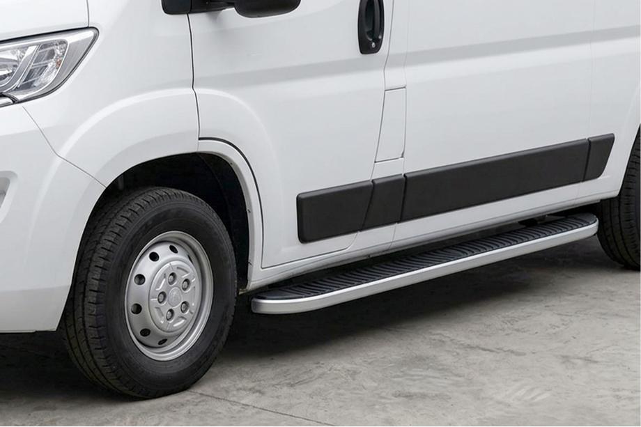 Peugeot Boxer 2006-2025 Side Steps Tayga Grey (2 pcs, Aluminum) Image
