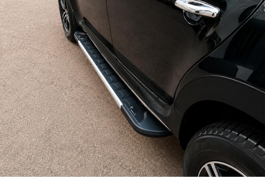 Dacia Duster 2008-2018 Side Steps RedLine V1 (2 pcs, Aluminum) Image