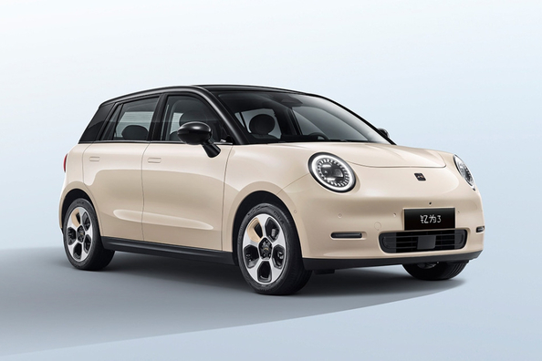 JAC Yttrium 3 Review: A Compact Electric Car for Young People