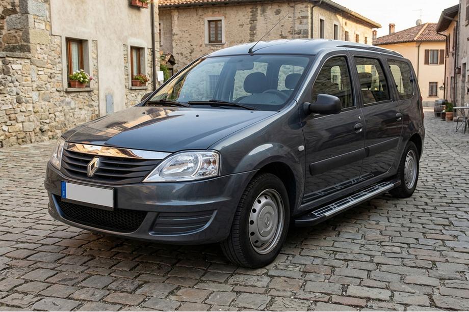 Renault Logan MCV 2005-2013 Side Steps Sunrise (2 pcs, Aluminum) Image