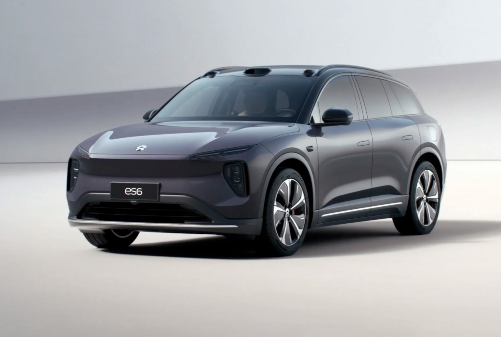 NIO ES6 Second Generation: Electric Crossover Review