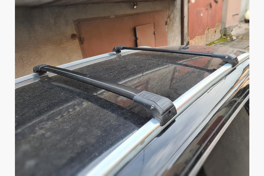 Audi Q7 2005-2015 Roof rack (cross bars) for integrated roof rails lockable WingCarrier V2 (2 pcs) Black Image