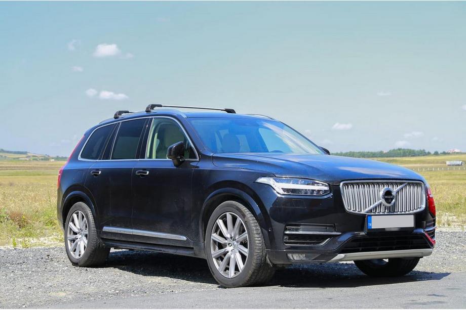 Volvo XC90 2015- Roof rack (cross bars) for integrated roof rails lockable WingCarrier V2 (2 pcs) Image