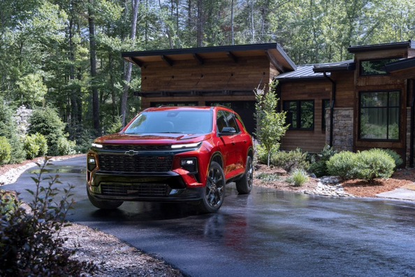 Third-Generation Chevrolet Traverse 2024: Family SUV Review