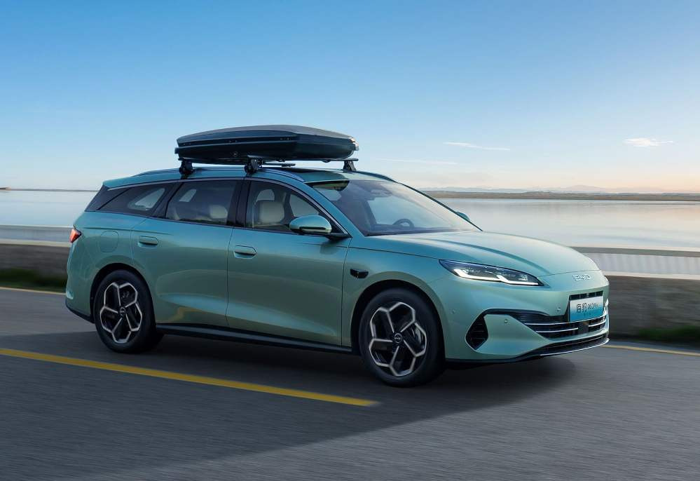 Review of the BYD Seal 06 Travel DM-i station wagon: Technical specifications, equipment, photos