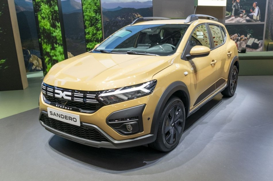 Dacia Sandero Stepway third generation: Budget cross-hatchback
