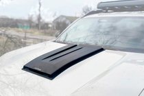 Renault Duster 2024- Hood Scoop (Gloss) photo 13