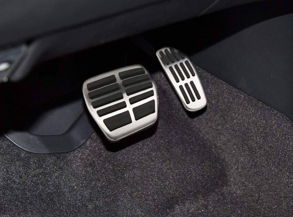 How to choose car pedal pads?