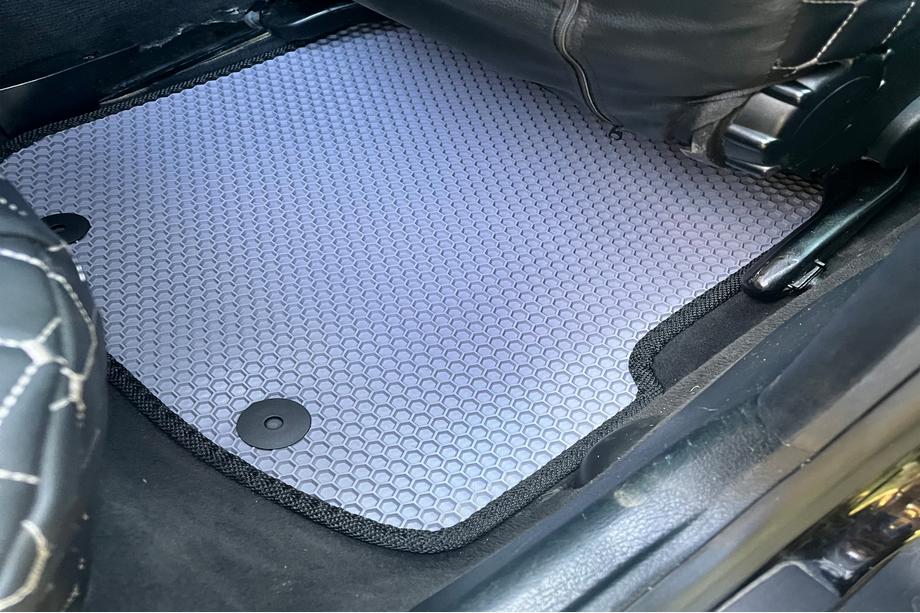 Audi A4 B5 1994–2001 Rubber floor mats Carsuit (Avant, grey) Photo 4