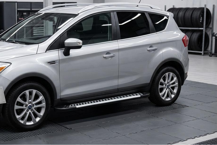 Ford Kuga 2008-2013 Side Steps Line (2 pcs, Aluminum) Image