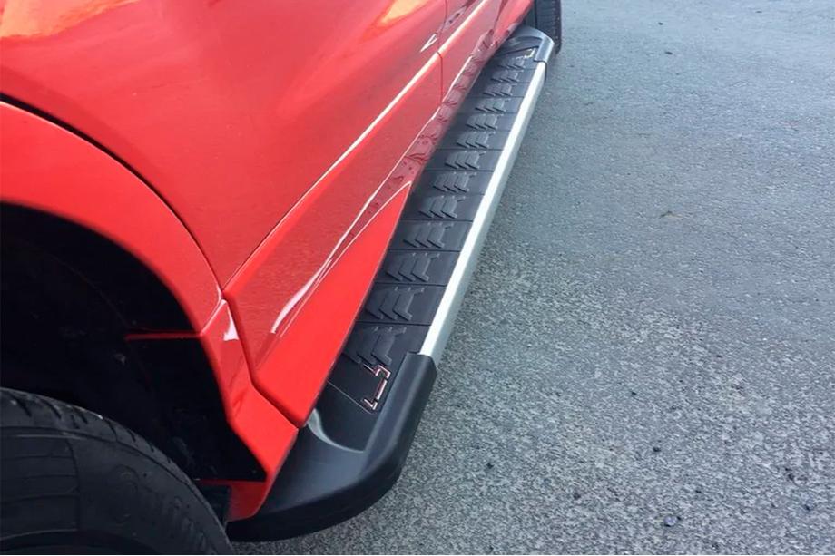 Ford Kuga/Escape 2013-2019 Side Steps RedLine V1 (2 pcs, Aluminum) Image