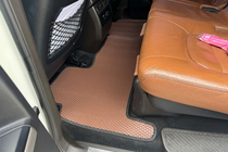 Toyota Land Cruiser 200 2007-2021 Rubber floor mats Carsuit (2007-2012, brown) photo 7