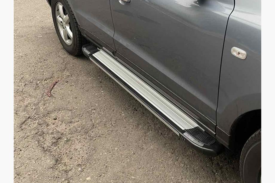 Hyundai Santa Fe 1 2000-2006 Side Steps Rainbow (2 pcs, Aluminum) Image