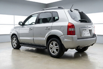 Hyundai Tucson JM 2004- Side Steps RedLine Black (2 pcs, Aluminum) photo 1