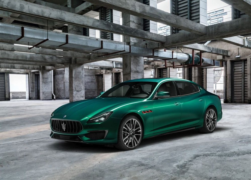 Maserati Quattroporte Trofeo Review: A Luxurious Italian Sedan