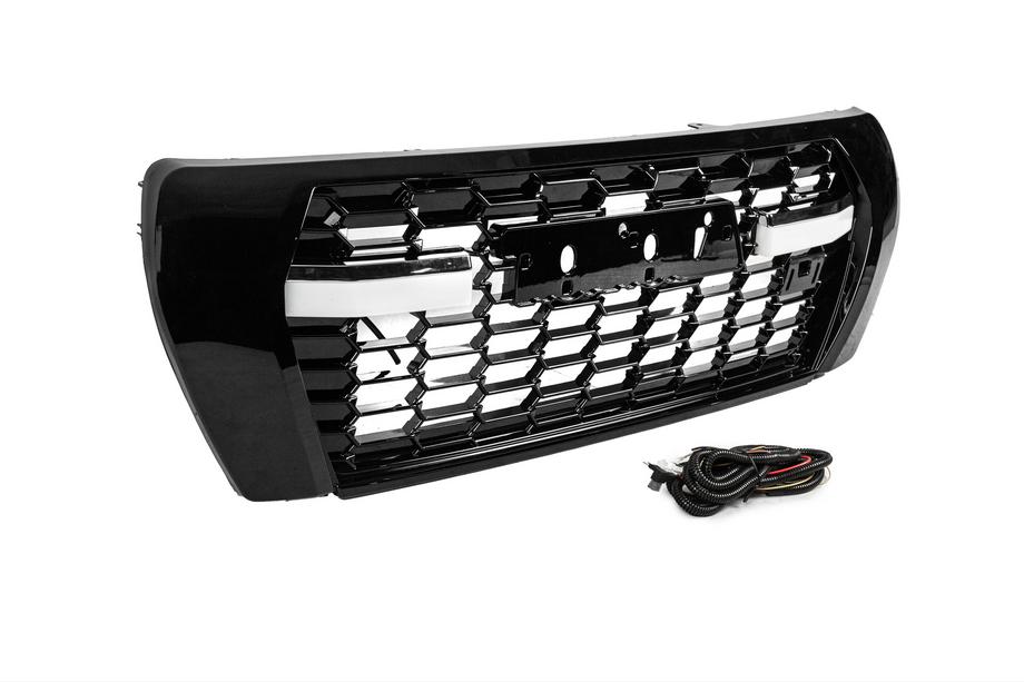 Toyota Land Cruiser 200 2007-2021 Front Grille 2012-2016 (GR Sport LED) Photo 3