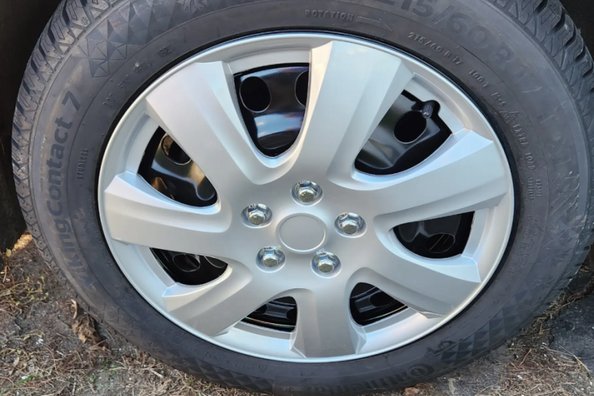 Do I need to put hubcaps on the wheels?
