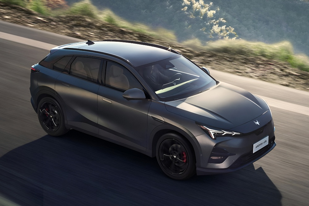 Arcfox Alpha T5 Review: Electric SUV for Everyday Life