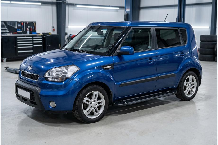 Kia Soul I 2008-2013 Side Steps RedLine Black (2 pcs, Aluminum) Image