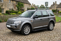 Land Rover Freelander II 2006–2014 Side Steps RedLine Black (2 pcs, Aluminum) photo 1