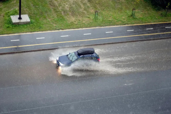 Does fuel consumption increase when it rains?