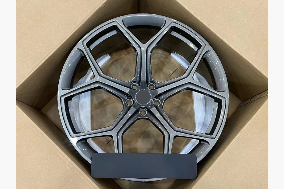 Audi Q8 2018- Forged OEM Wheels R22 V1 (Set of 4) Image