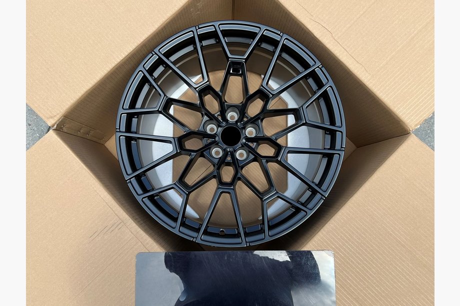 BMW 4 Series G22/23/26 2020- Forged OEM Wheels R19 R20 V1 (Set of 4) Image